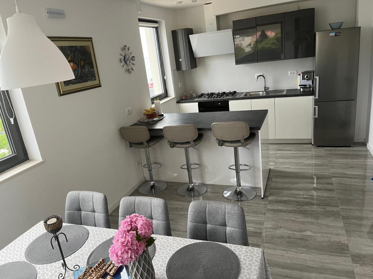 View Apartment ดูบรอฟนิก ภายนอก รูปภาพ