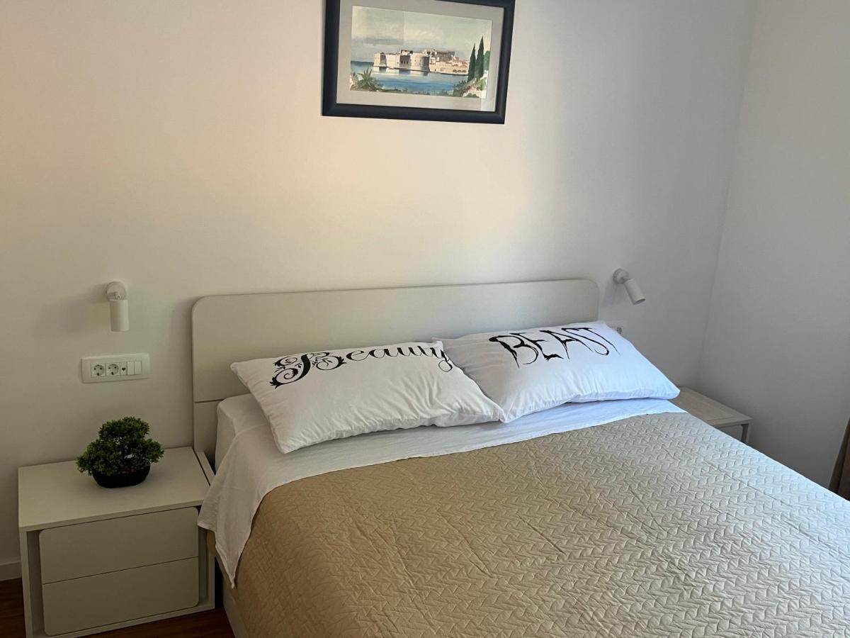 View Apartment ดูบรอฟนิก ภายนอก รูปภาพ